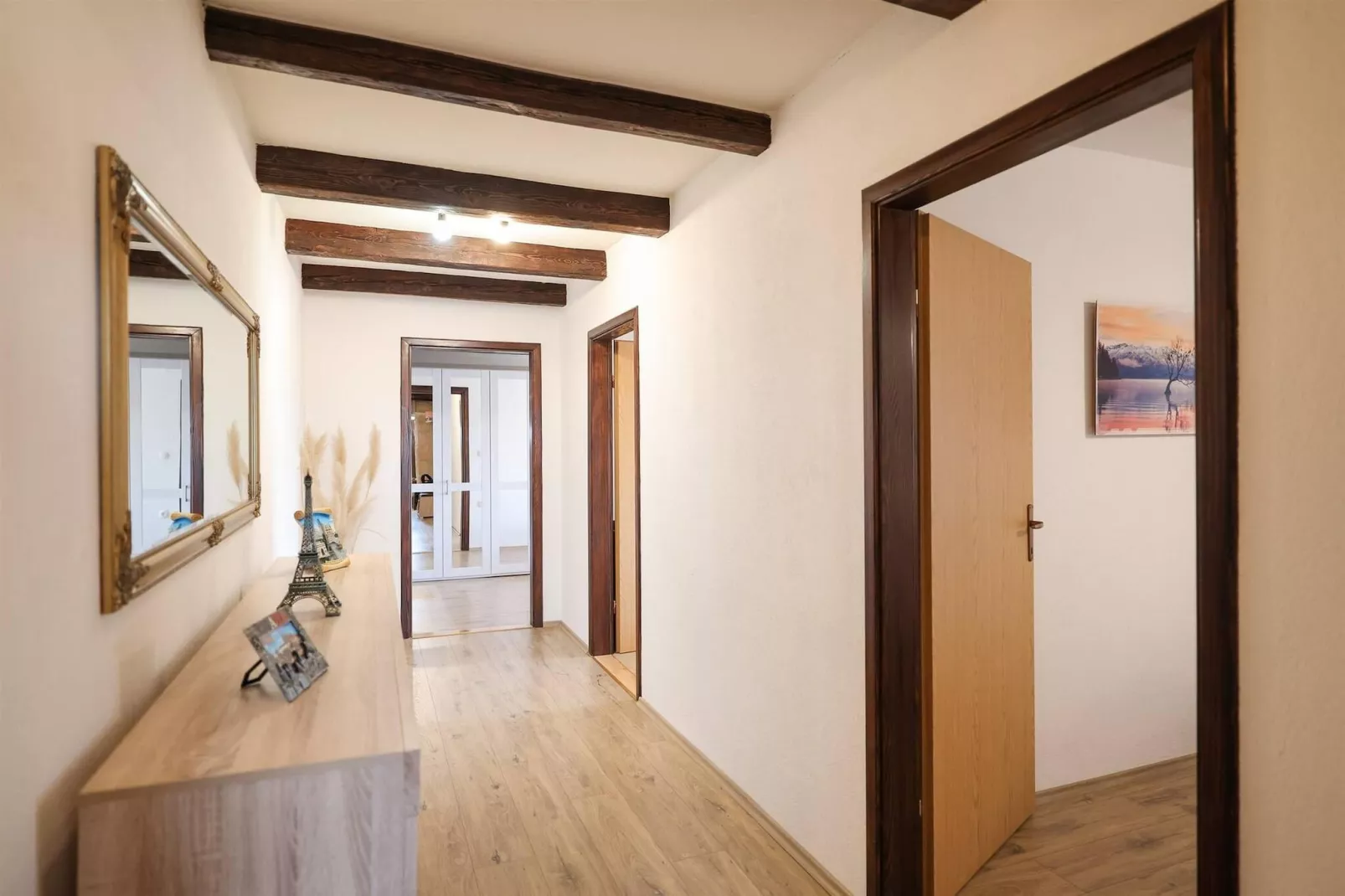 Authentic Villa Vita-Overloop