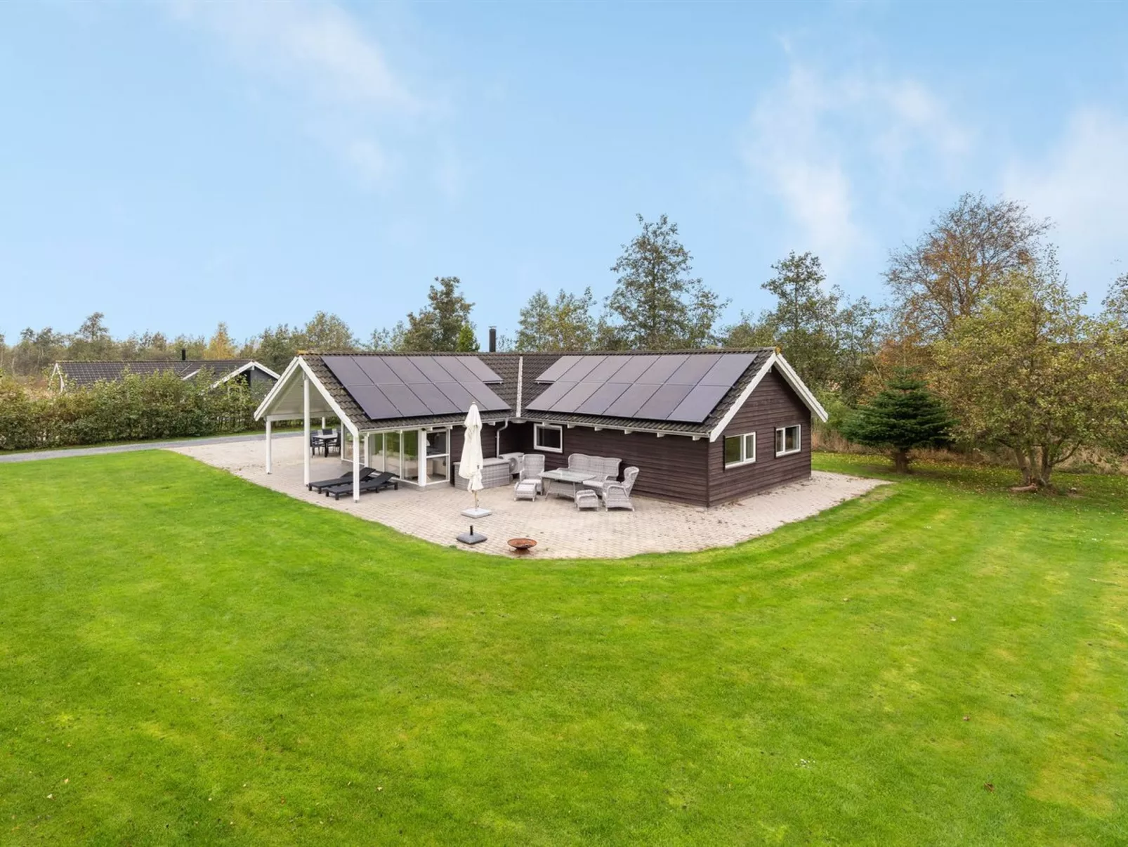 "Enid" - 700m from the sea-Buiten