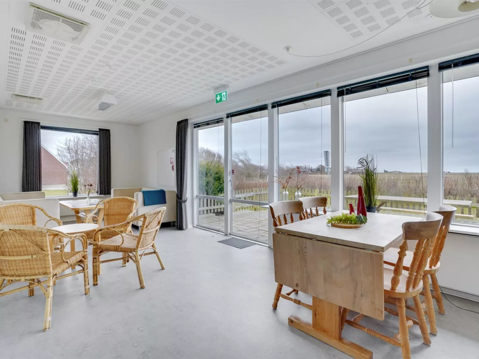 "Martinus" - 5.5km from the sea-Binnen