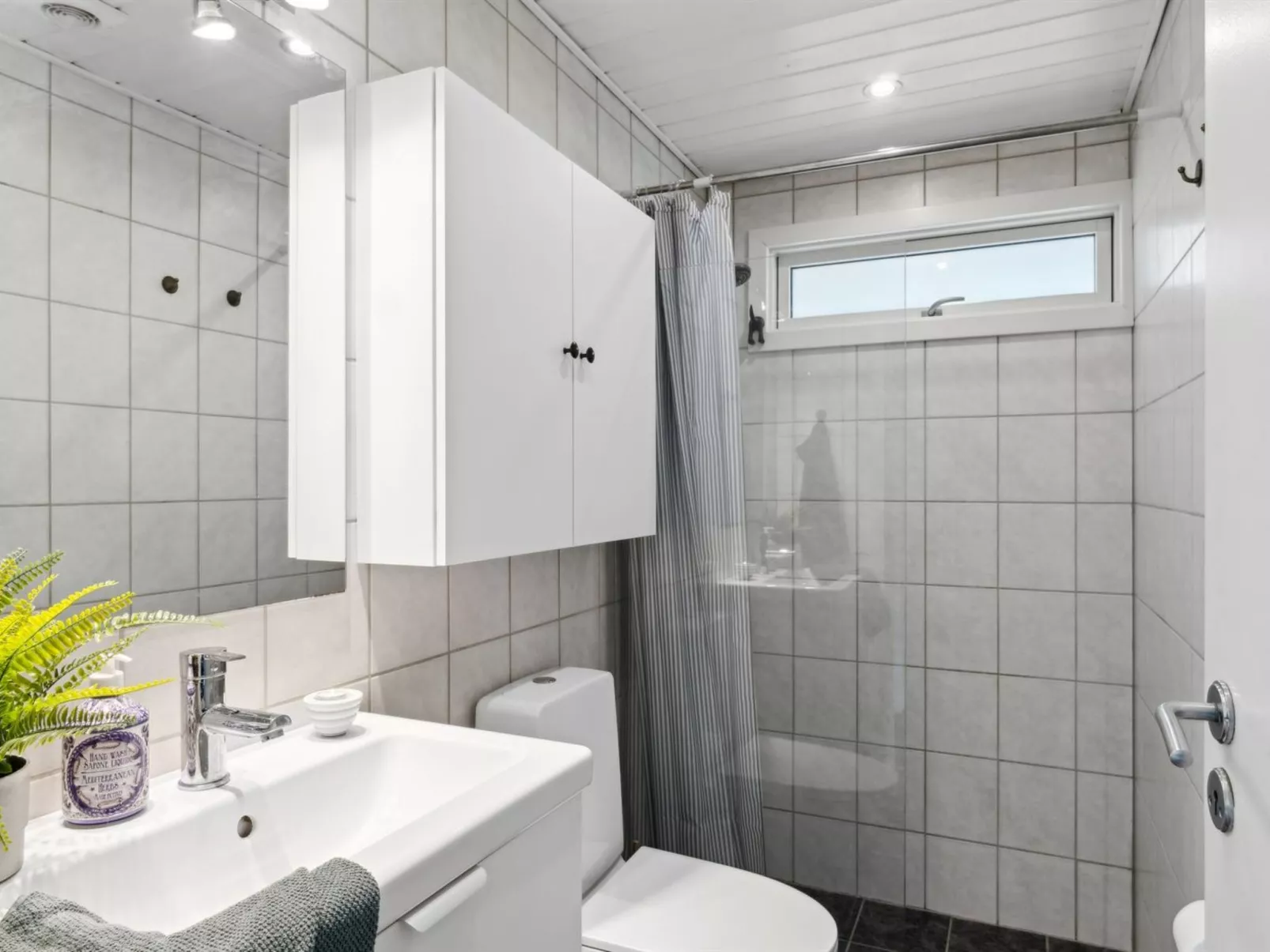 "Franke" - 2.1km to the fjord-Binnen