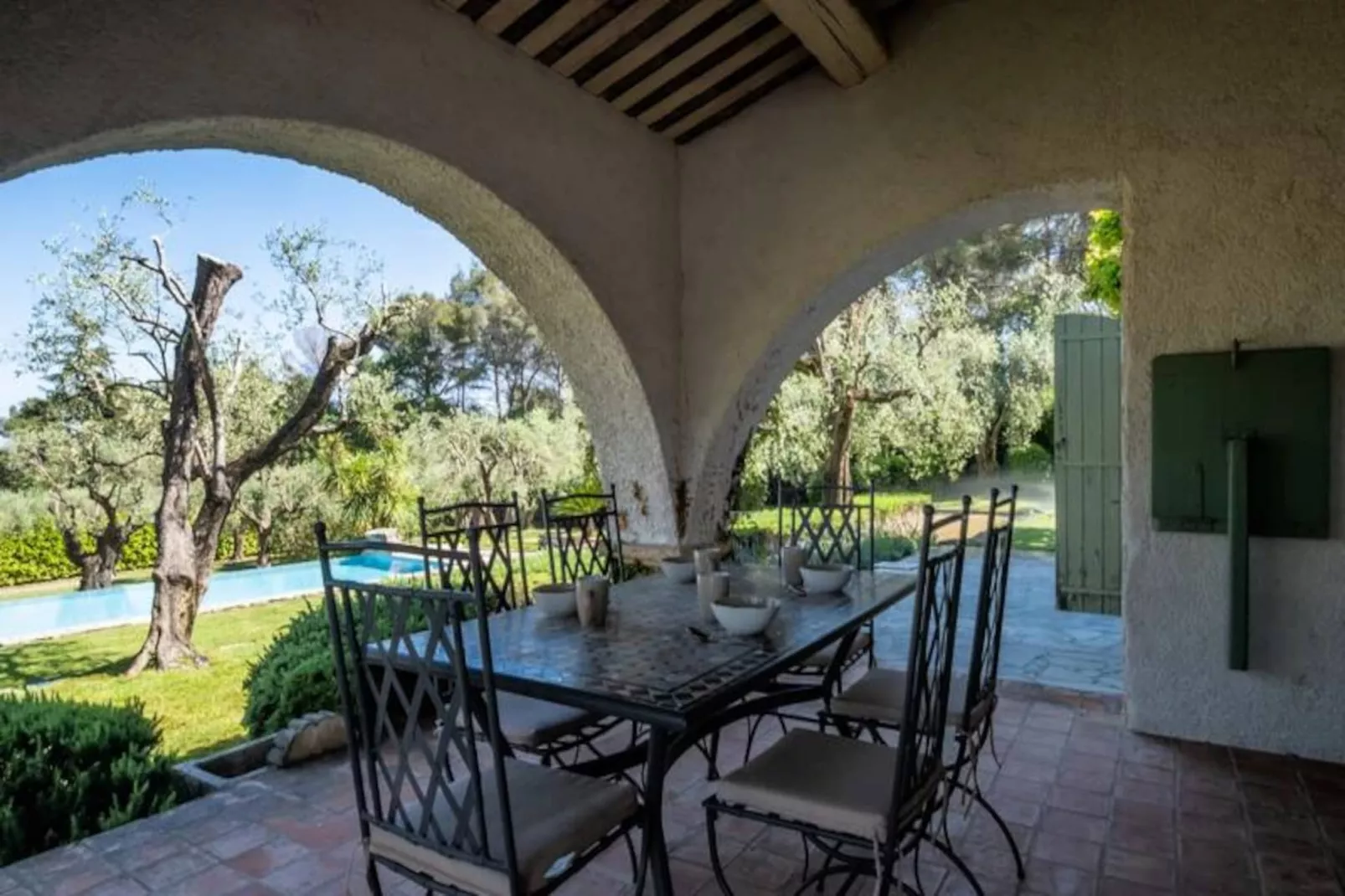 Résidence Bijou De 280m2 Et Piscine à Débordement Au Calme Absolu-Niet-getagd