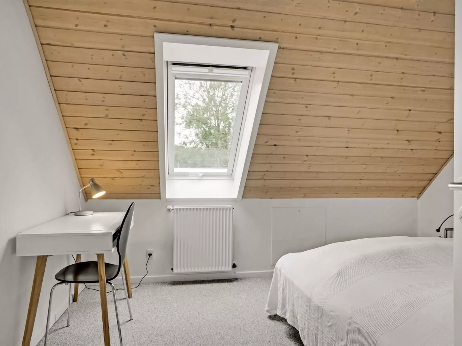 "Eini" - 4.5km from the sea-Binnen