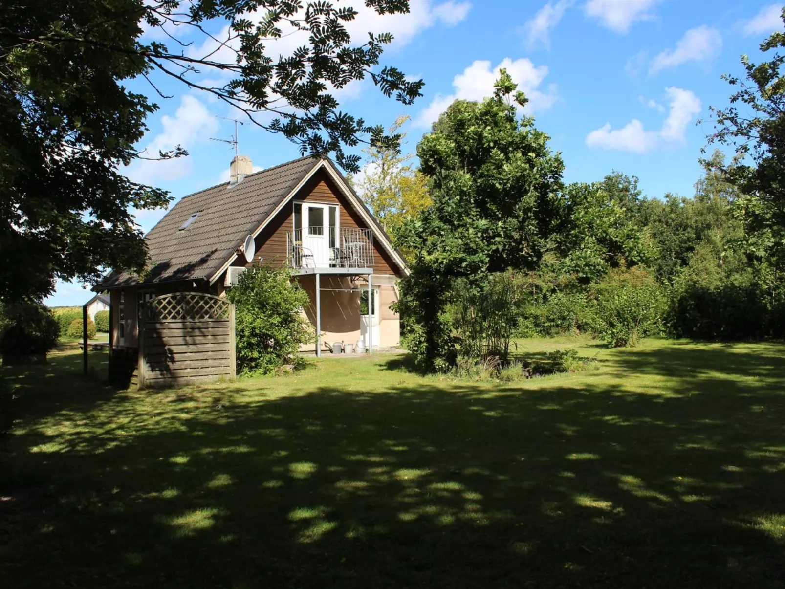 "Bendine" - 100m to the fjord-Buiten