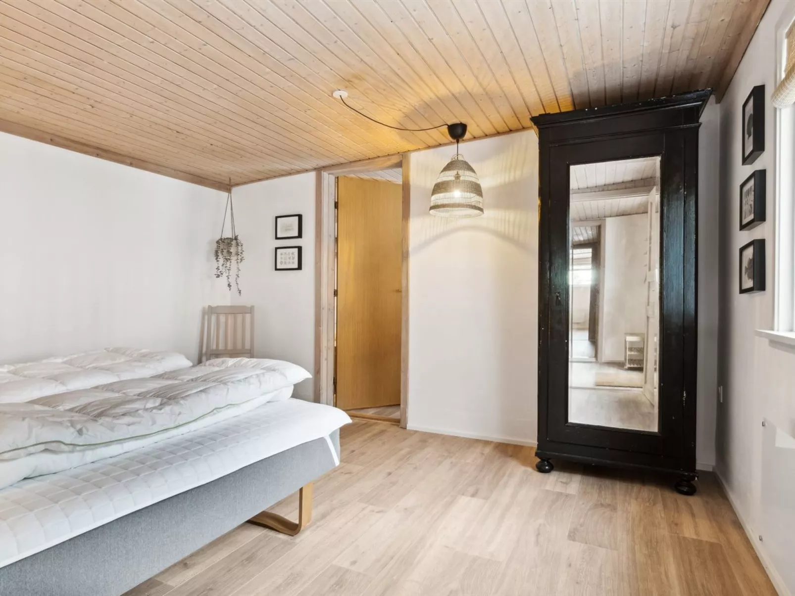 "Dana" - 525m from the sea-Binnen