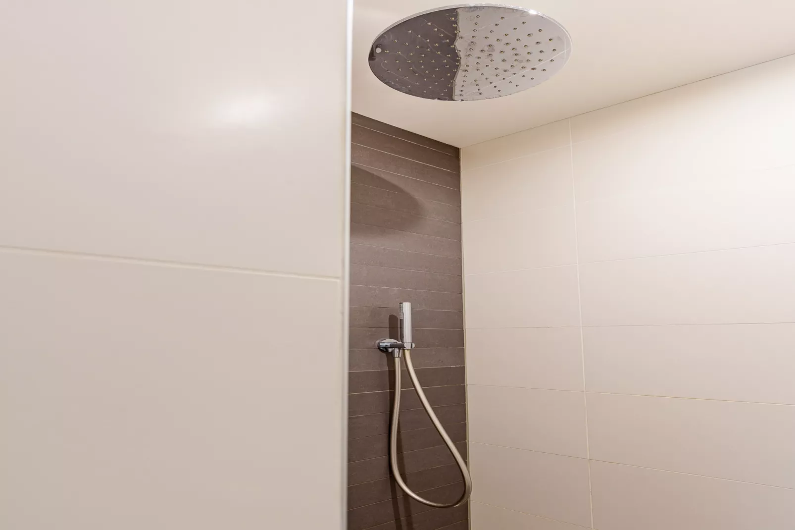 Lijsterhofstraat 13 - Knusse vakantiewoning nabij strand en centrum-Badkamer