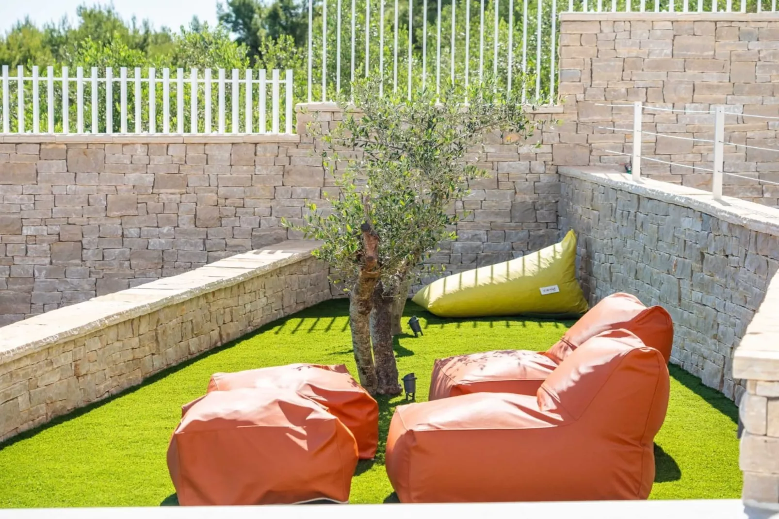 Holiday Home Good Life-Buitenlucht