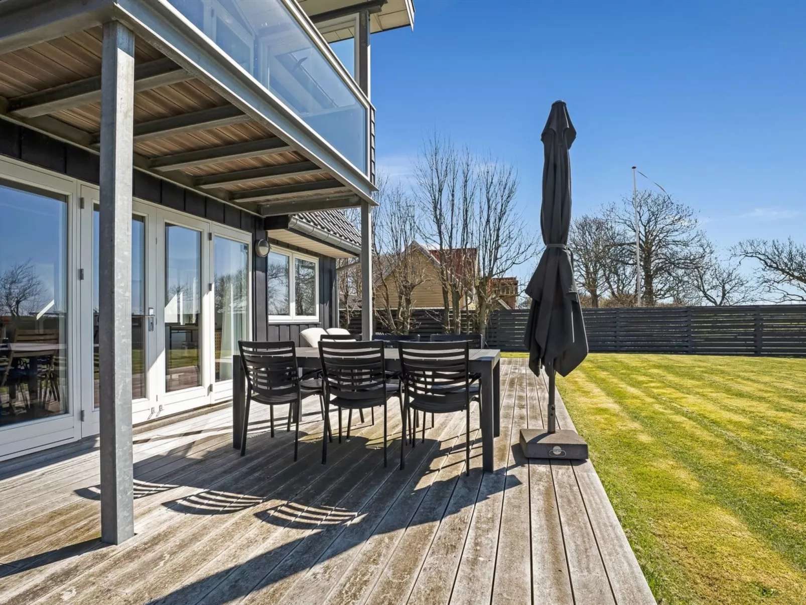 "Esme" - 30m from the sea-Buiten