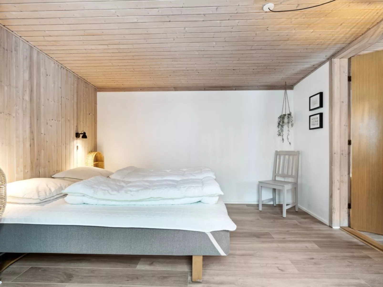 "Dana" - 525m from the sea-Binnen