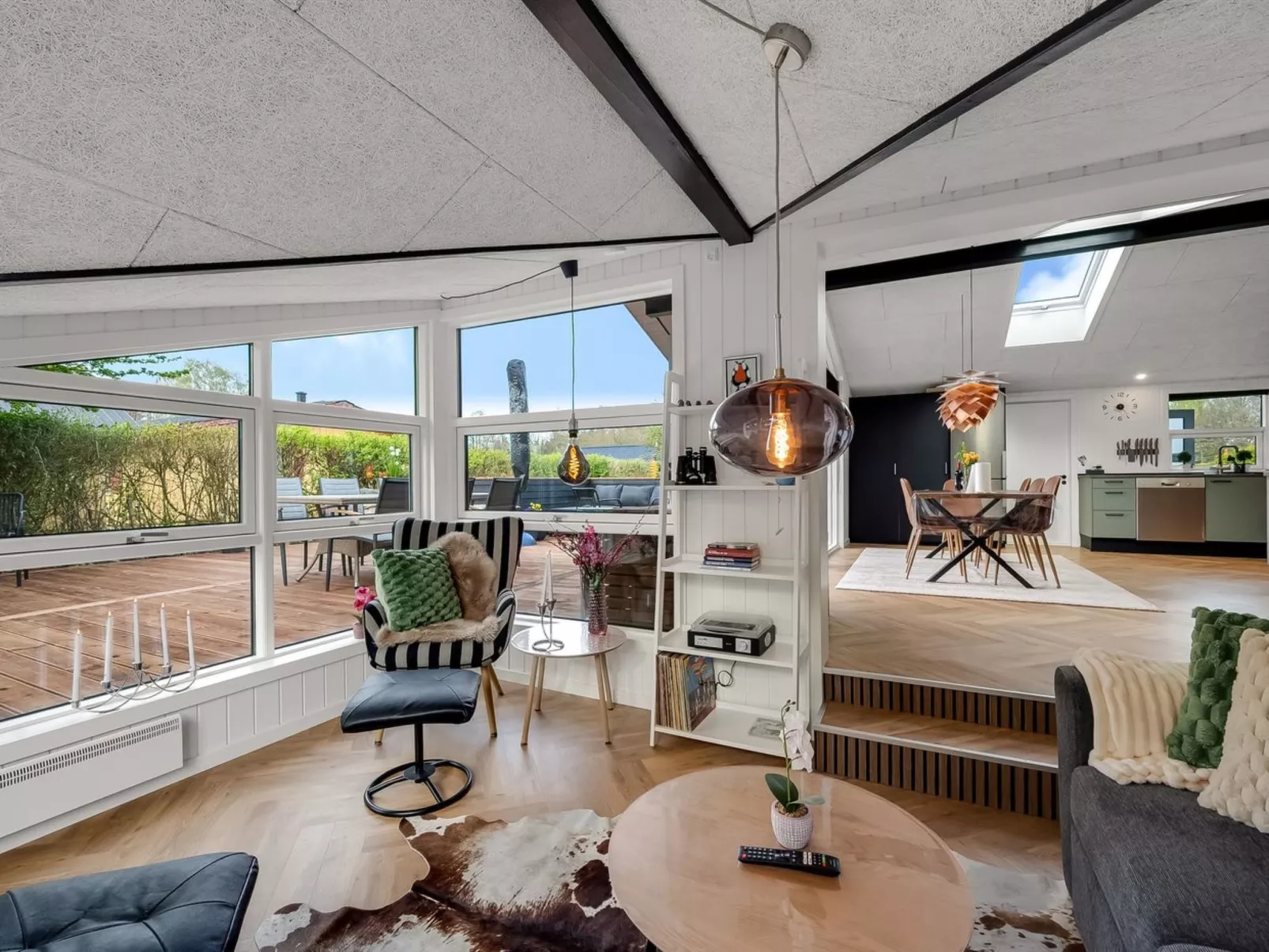 "Ronja" - 100m to the fjord-Binnen