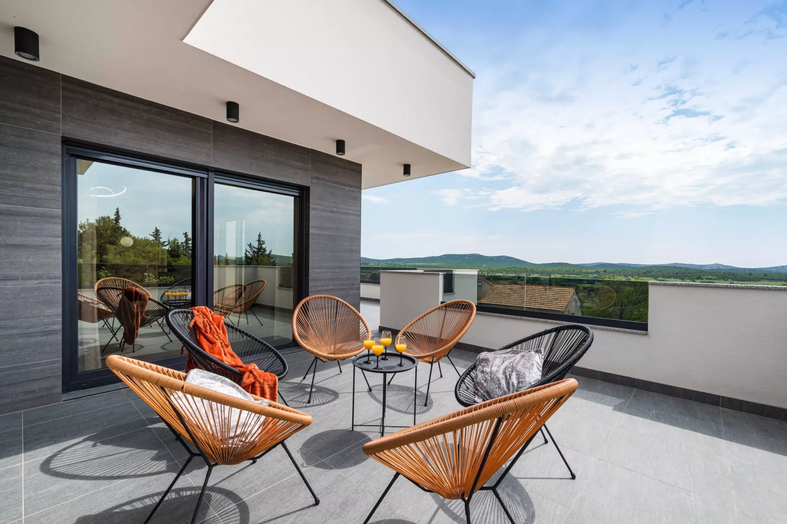 Luxury Villa Burra-Terrasbalkon