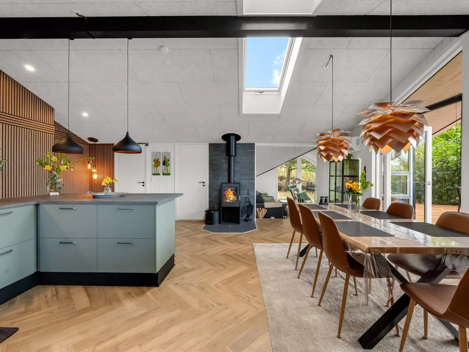 "Ronja" - 100m to the fjord-Binnen