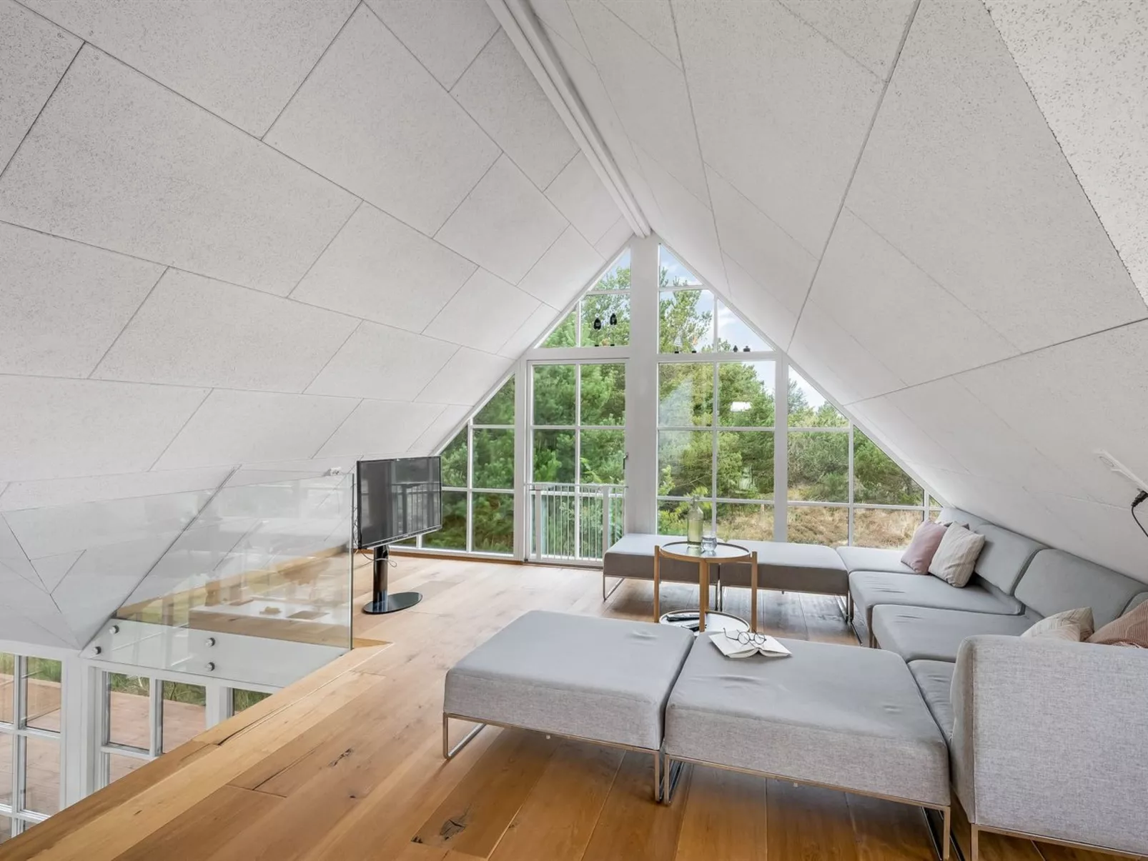 "Gise" - 2km from the sea-Binnen