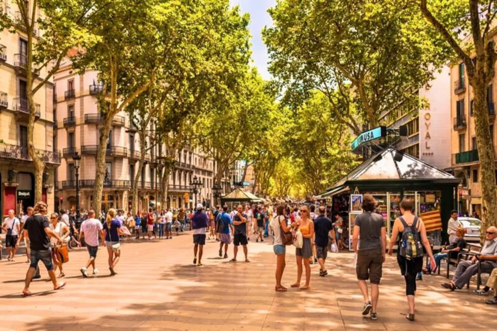 Appartement 3 Chambres Et 2 Salles De Bains : Id&eacute;al Famille Et Nomades-Niet-getagd