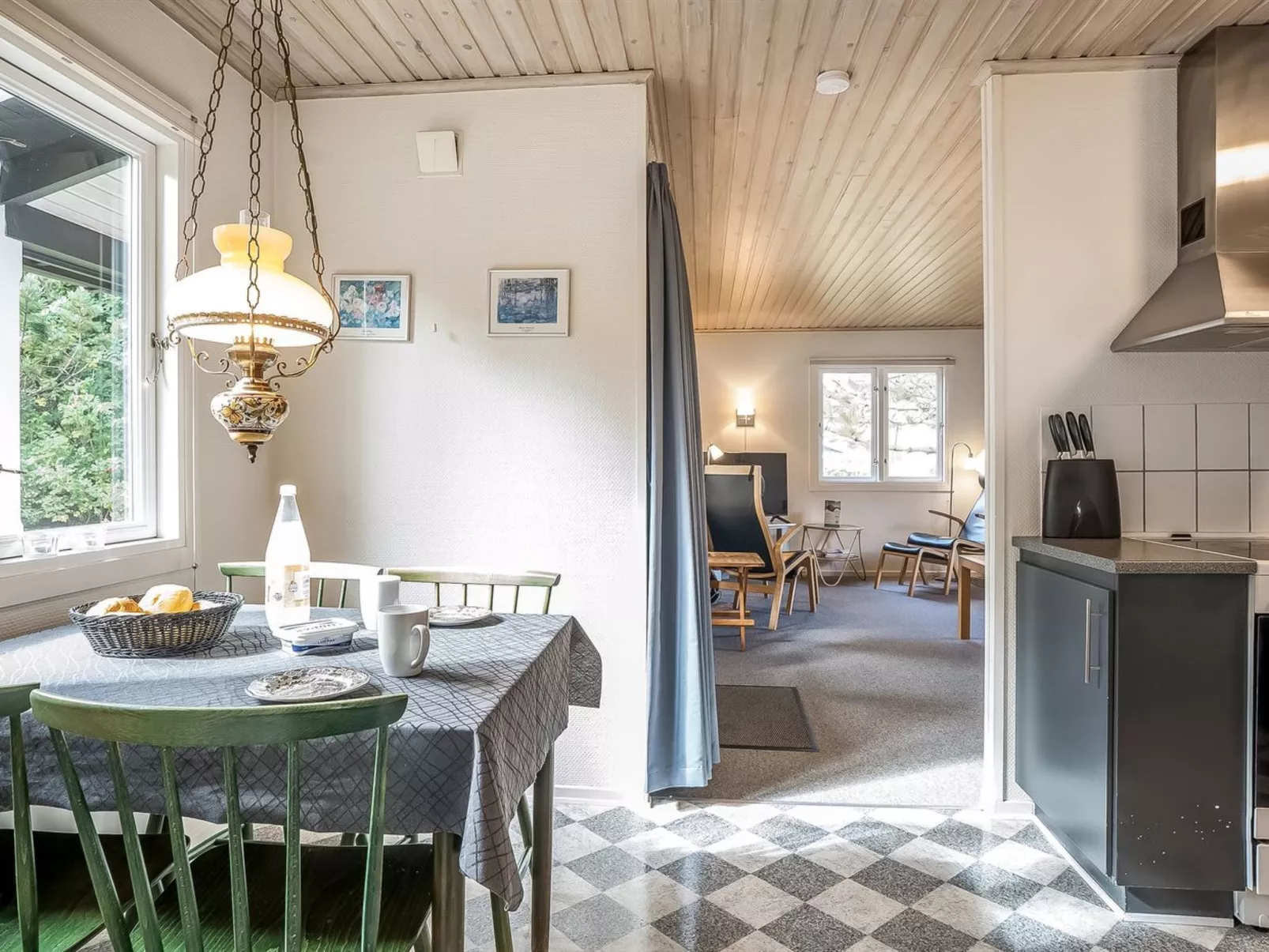 "Lökea" - 800m from the sea-Binnen