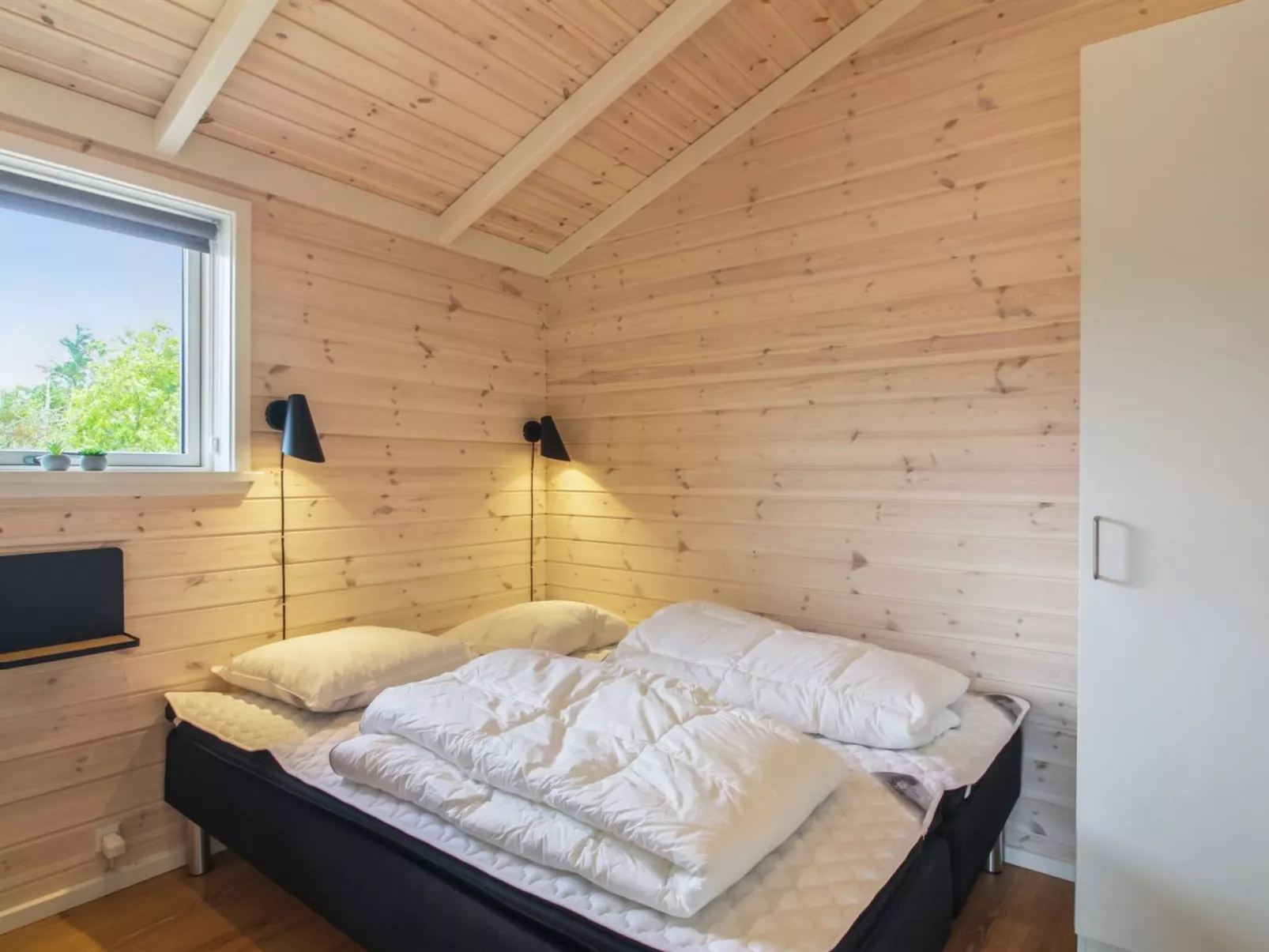 "Heriest" - 1.2km from the sea-Binnen