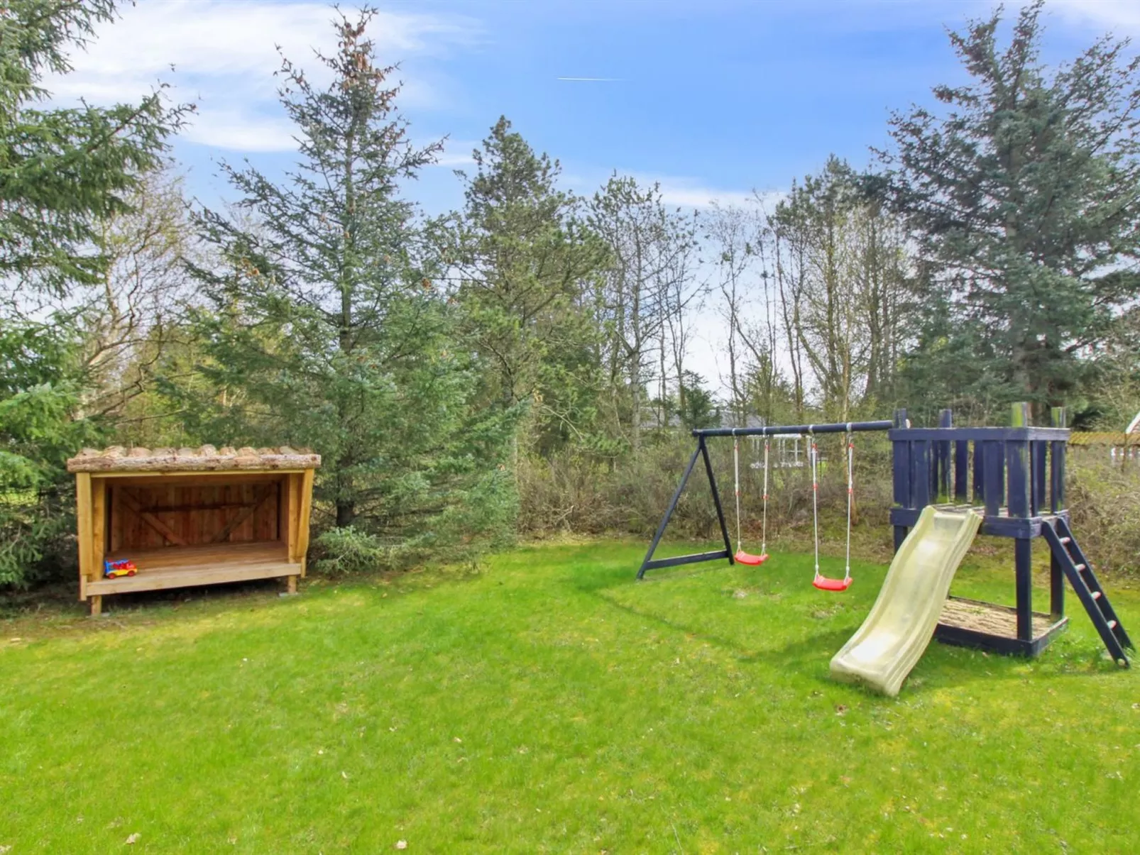 "Gustina" - 1.2km from the sea-Buiten