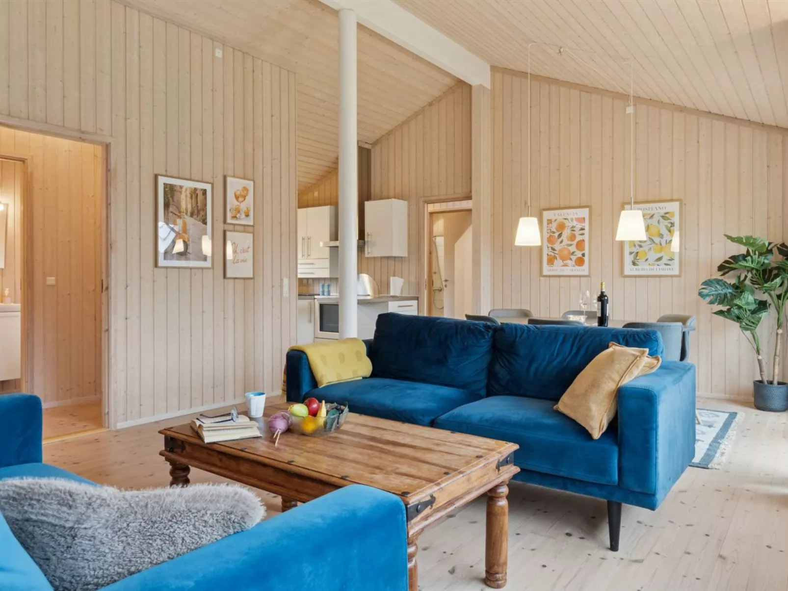 "Hawarth" - 275m from the sea-Binnen