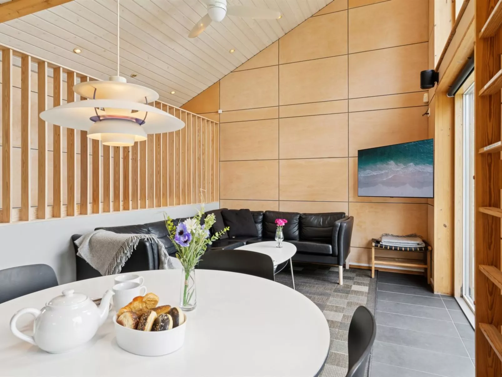 "Harka" - 100m to the fjord-Binnen