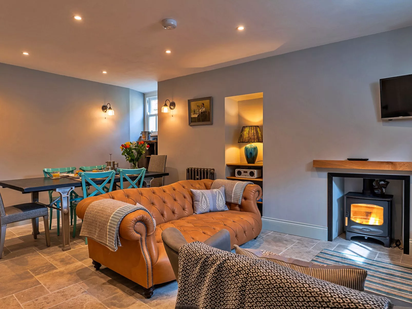 Potters Cottage-Binnen