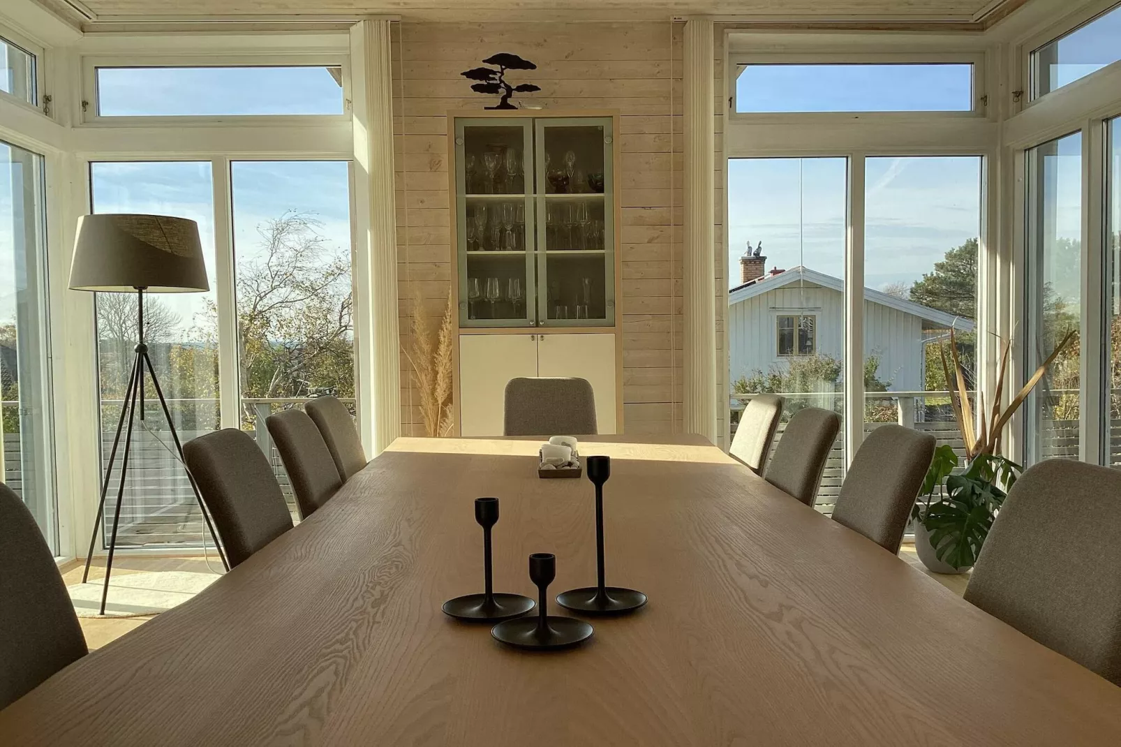 Kustwoning in Sandvik met zwembad-Binnen