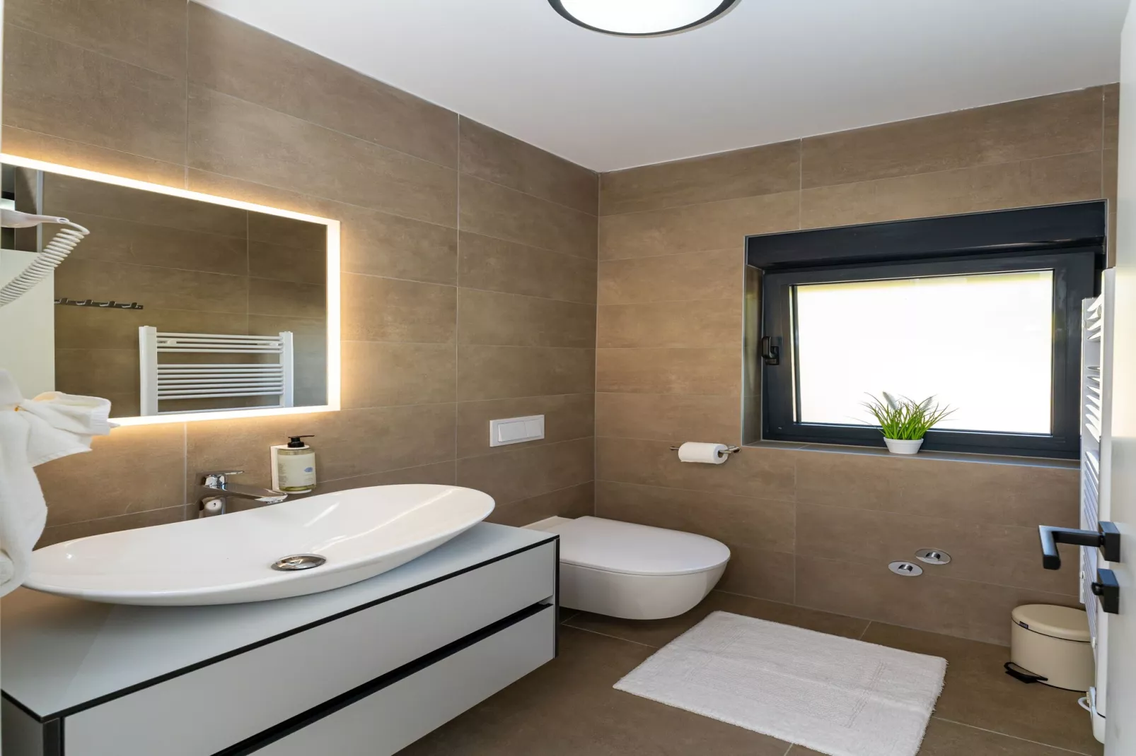 Sea view Villa Senti-Badkamer