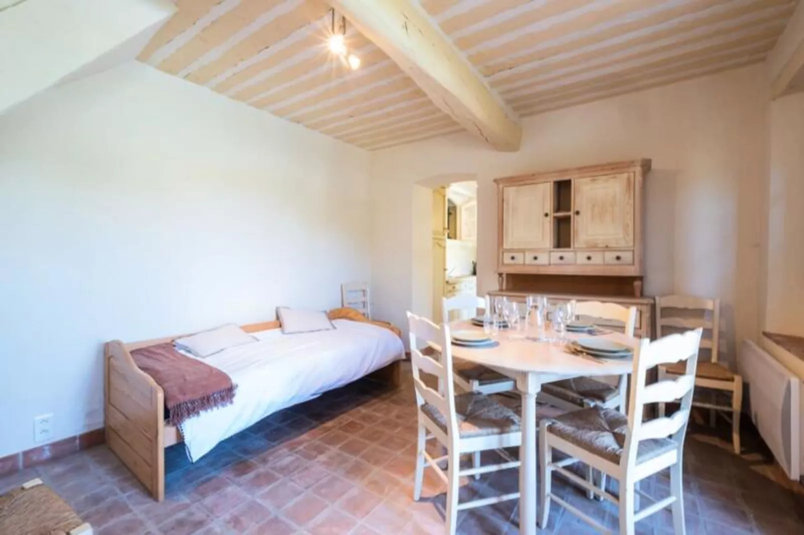 Résidence Bijou De 280m2 Et Piscine à Débordement Au Calme Absolu-Niet-getagd