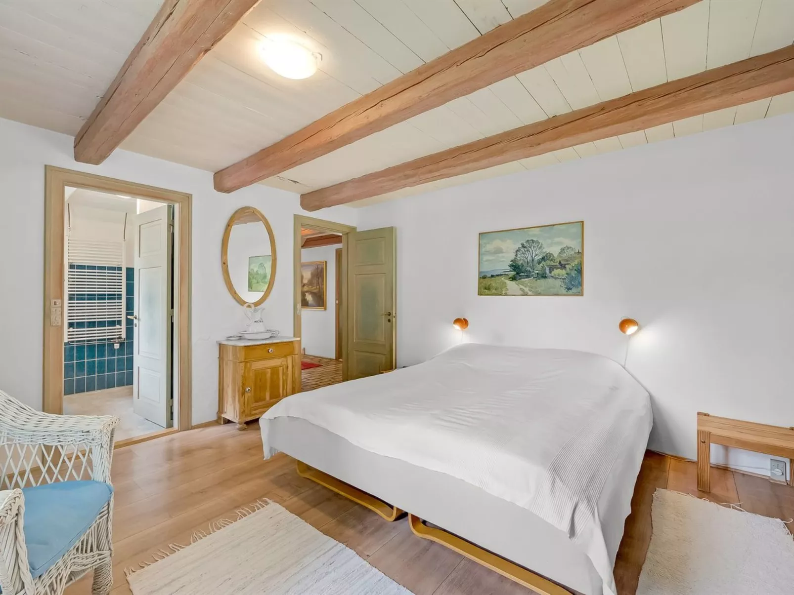 "Tatiane" - 10km from the sea-Binnen