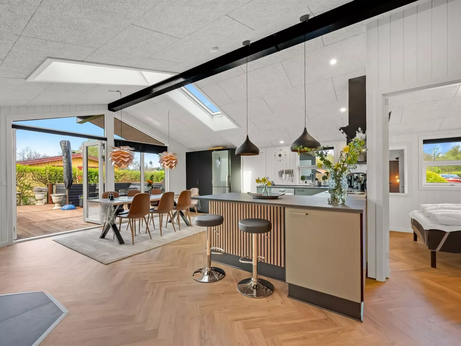 "Ronja" - 100m to the fjord-Binnen