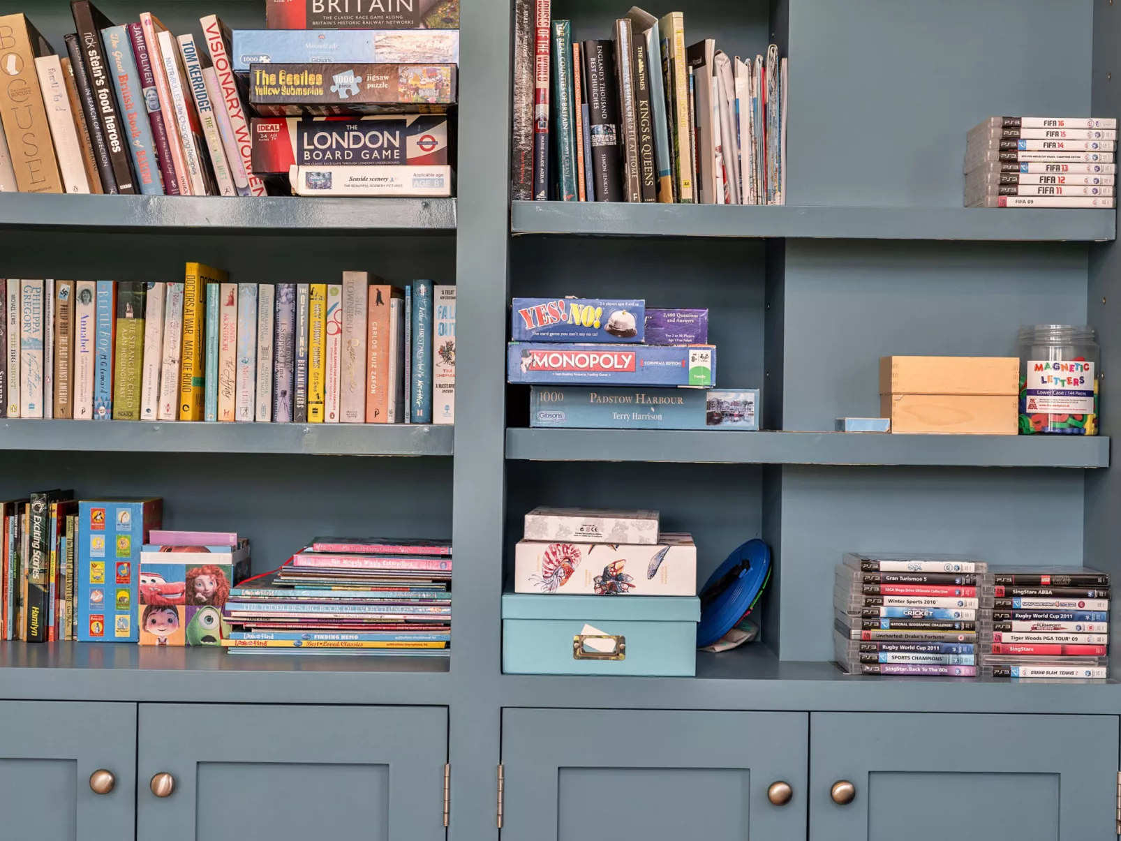 Dingles Cottage-Binnen