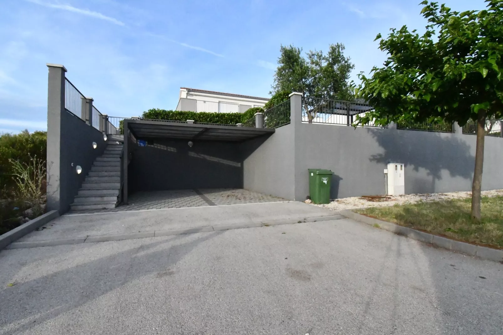 Luxury Escape with Swimming Pool & Modern Design - Four Bedroom Villa with Private Pool ( Villa 1)-Buitenlucht