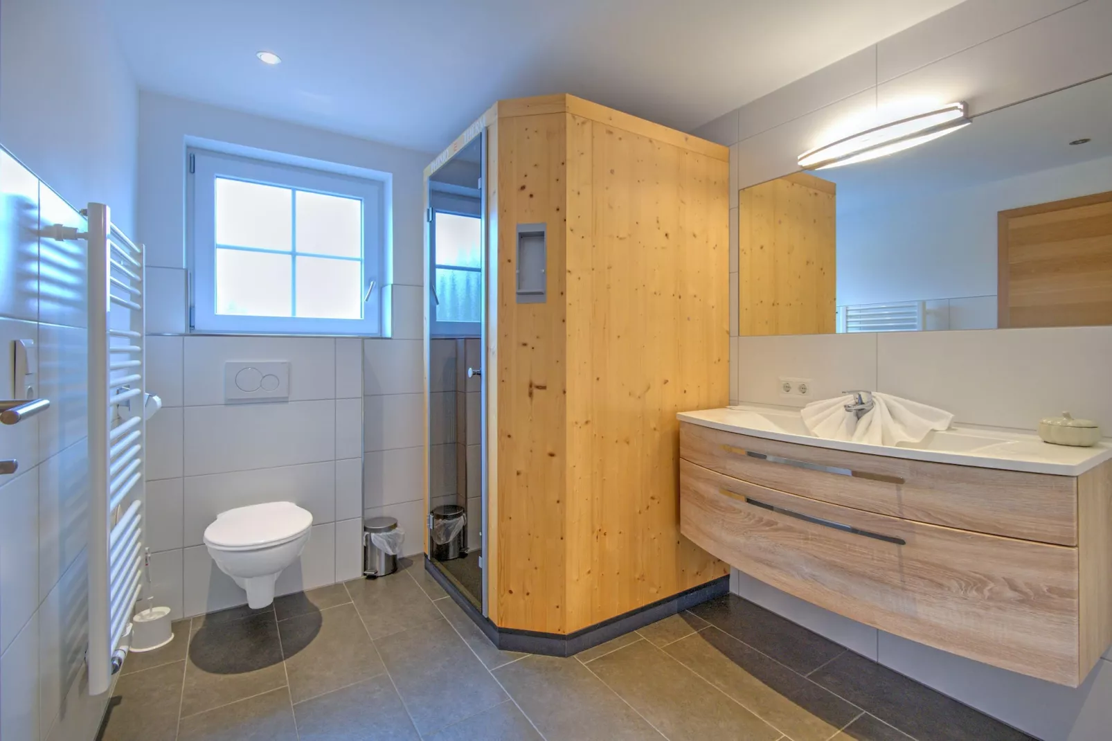 Brunner Apartment Top 6-Badkamer