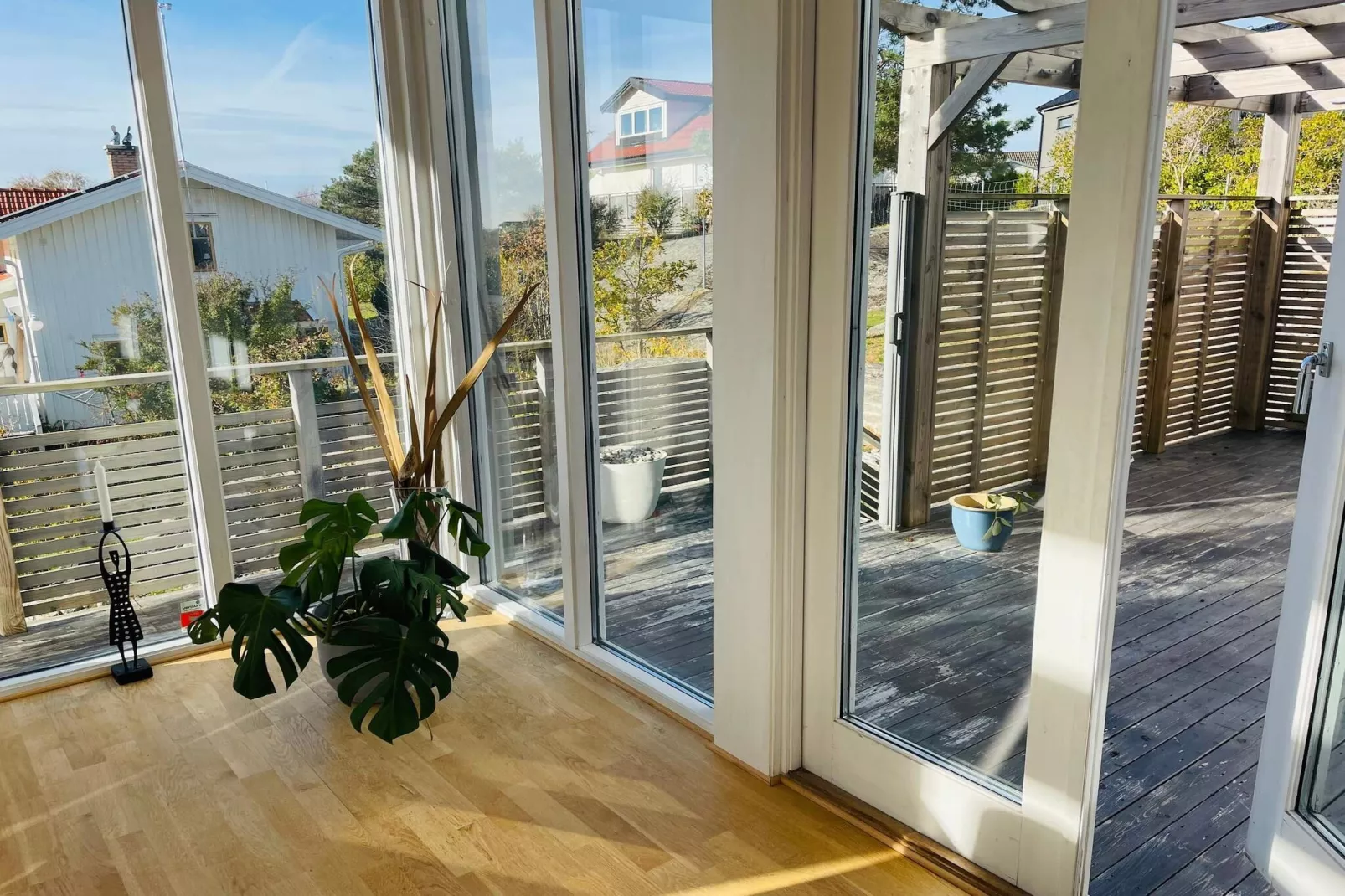 Kustwoning in Sandvik met zwembad-Binnen