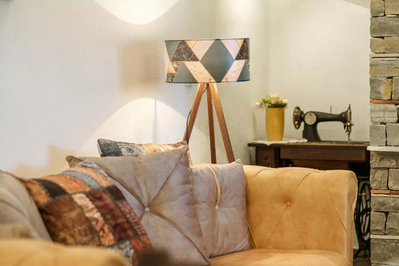 Authentic Villa Malou-Woonkamer