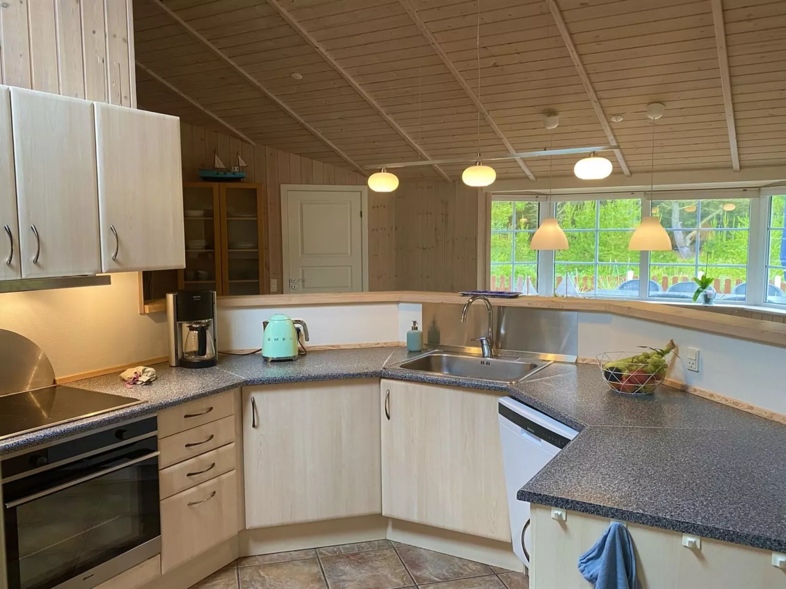 "Orpah" - 2.5km from the sea-Binnen