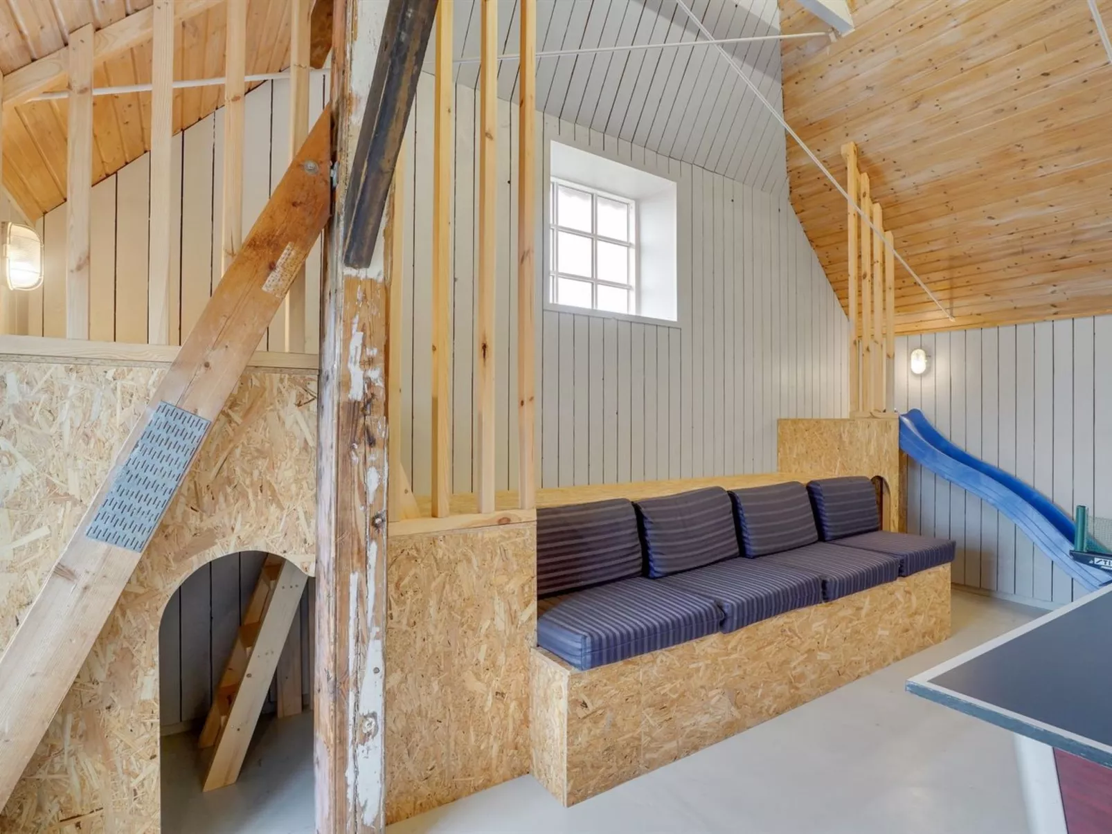 "Answald" - 250m from the sea-Binnen