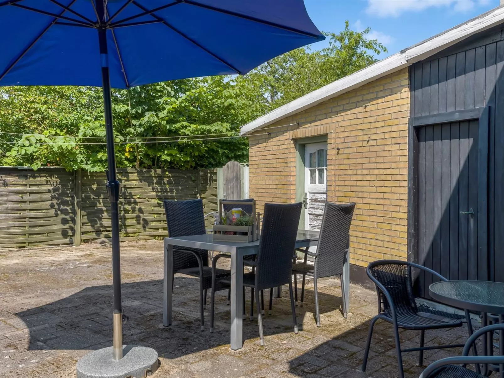 "France" - 5km from the sea-Buiten