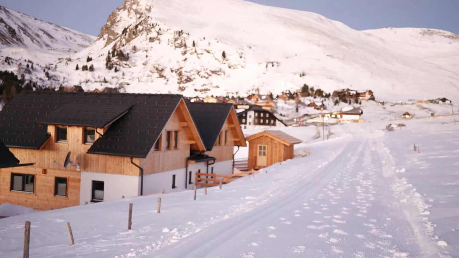 Designchalets Falkertsee-Exterieur winter