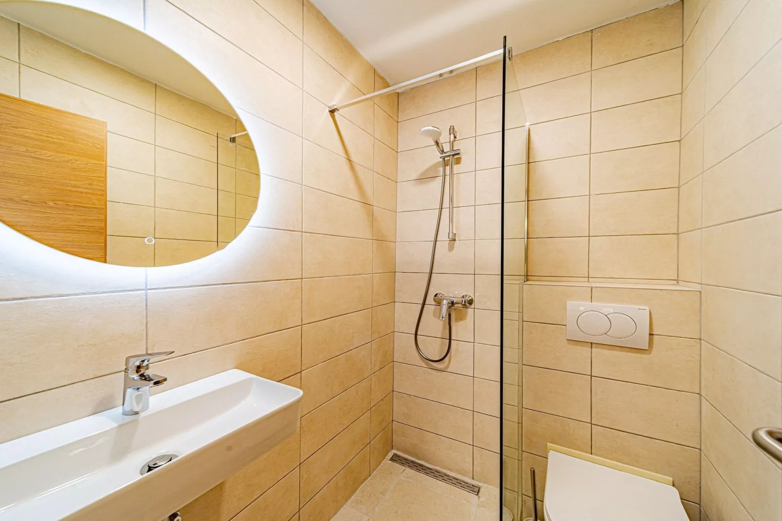 Holiday Home Island Gem - Five  Bedroom Apartment-Badkamer