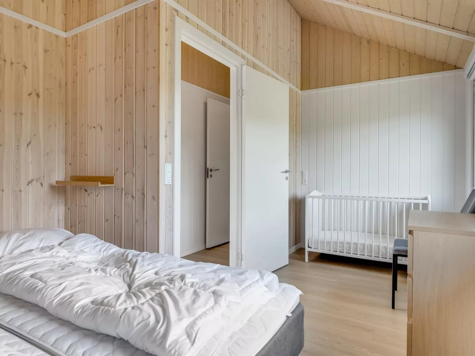 "Eftim" - 500m from the sea-Binnen