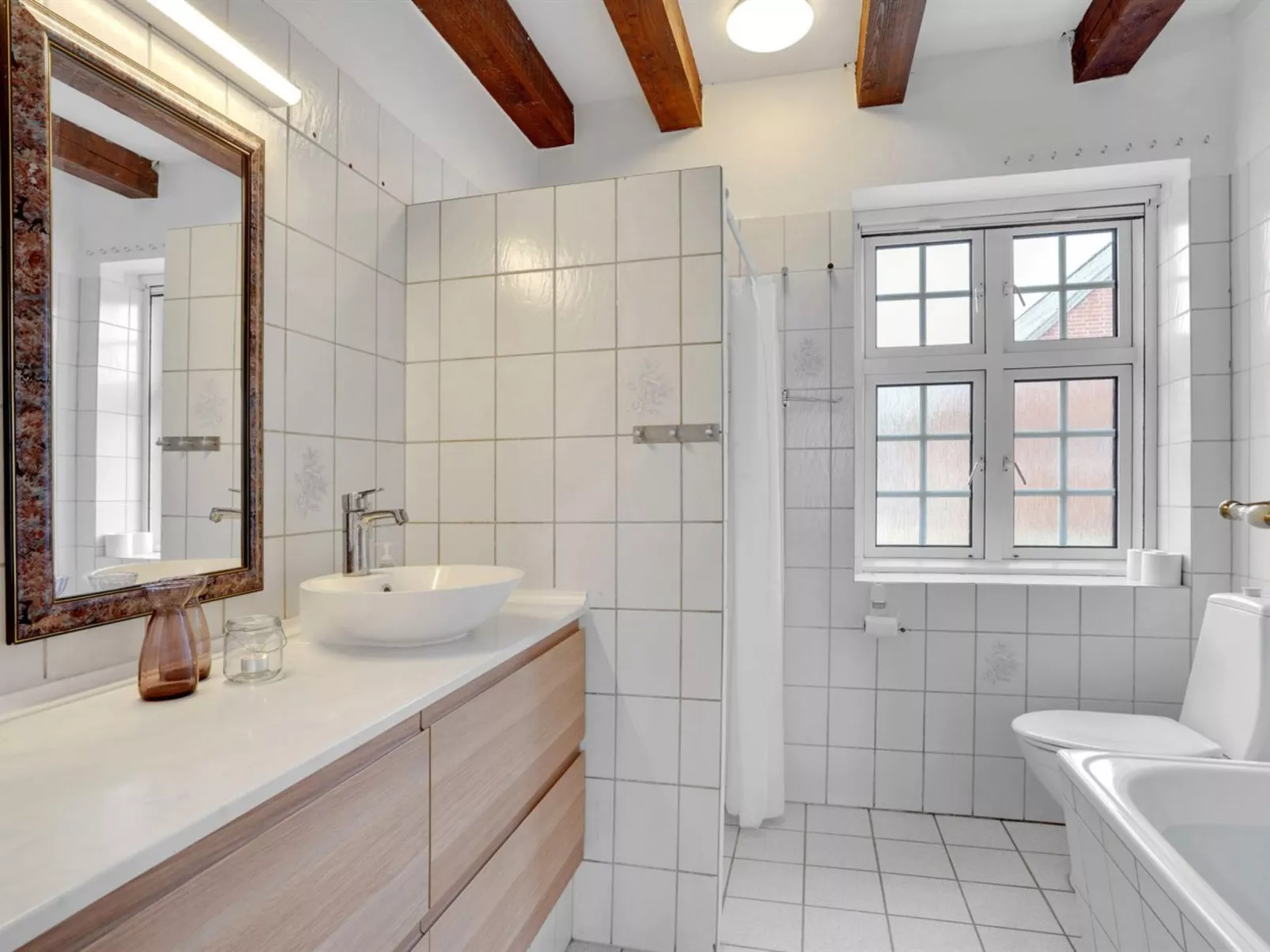 "Thorge" - 75m to the fjord-Binnen