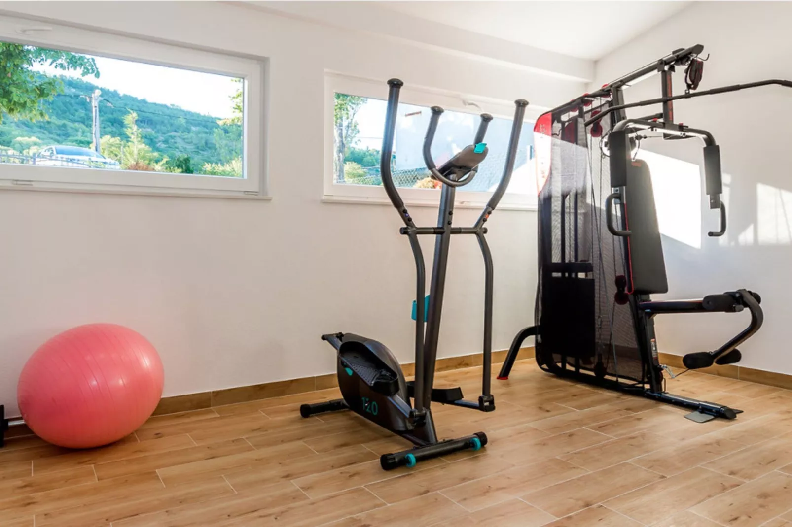 Villa Tomić Drniš - Siverić-Sportzaal