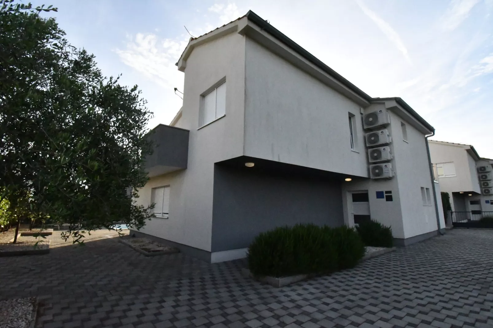 Luxury Escape with Swimming Pool & Modern Design - Comfort Four Bedroom Villa with Sea View and Private Pool ( Villa 7)-Buitenlucht