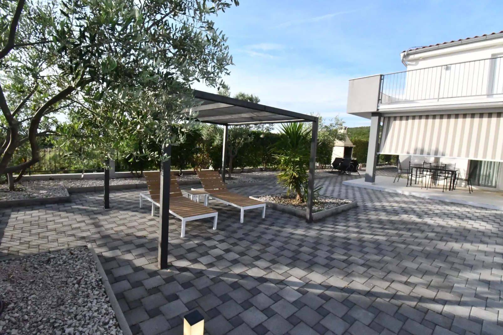 Luxury Escape with Swimming Pool & Modern Design - Four Bedroom Villa with Sea View and Private Pool ( Villa 8)-Buitenlucht