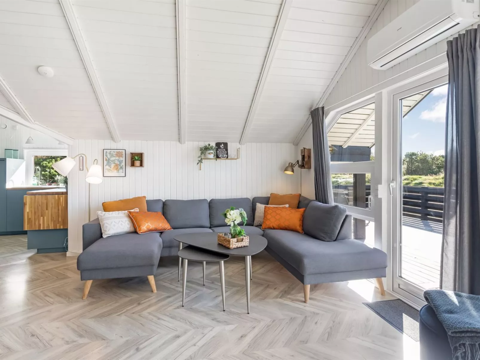 "Skyler" - 1km from the sea-Binnen