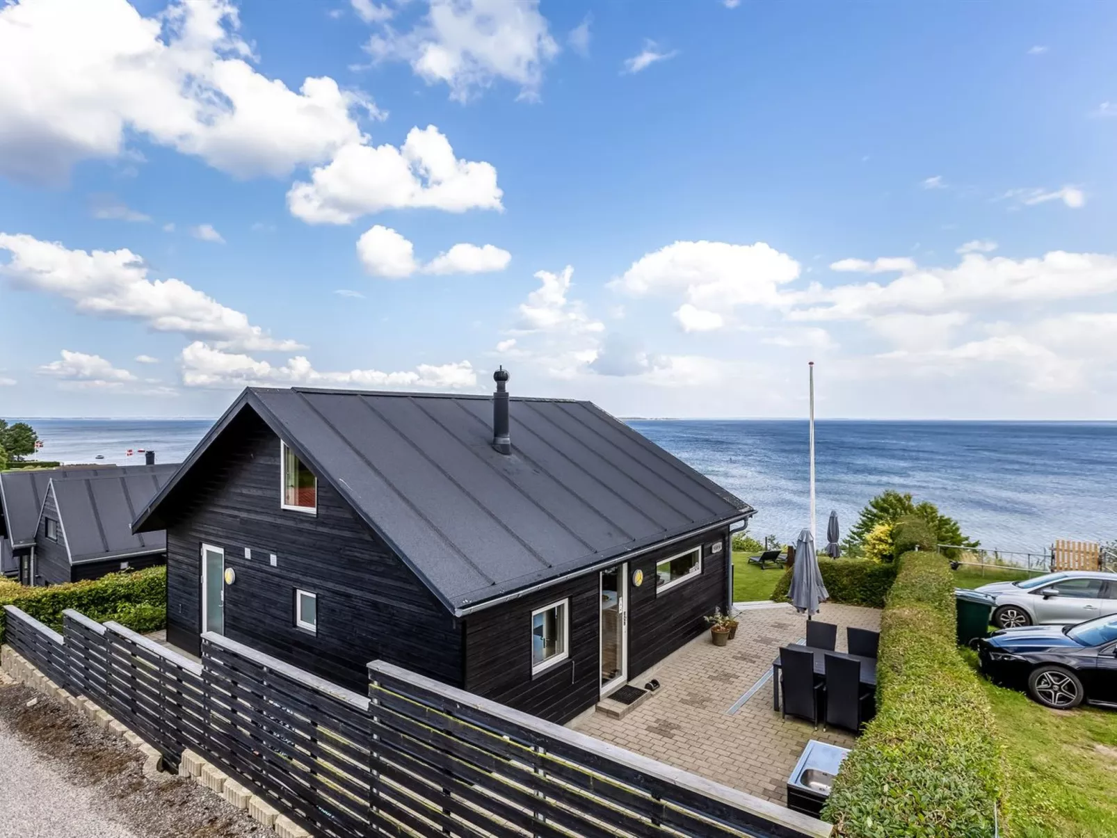 "Majbritt" - 50m from the sea-Buiten