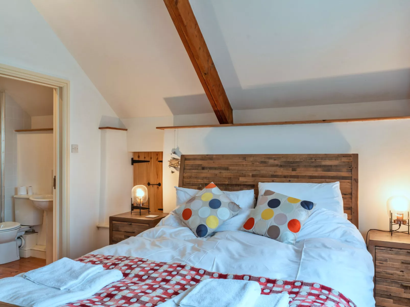 The Old Store-Binnen