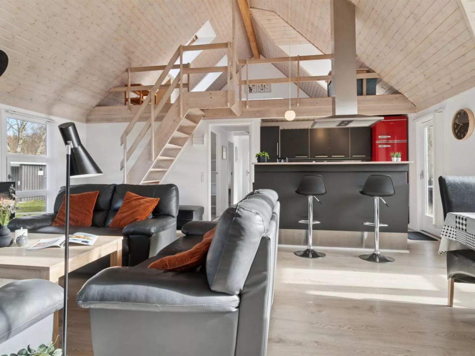 "Soeren" - 300m from the sea-Binnen