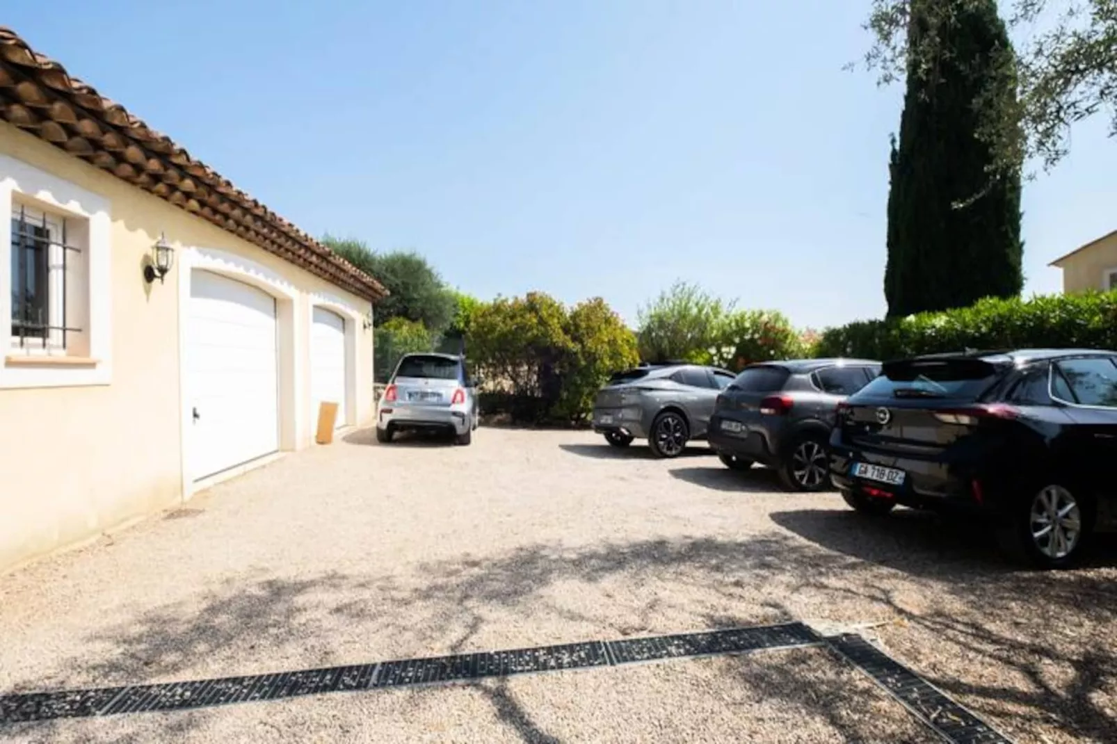 Résidence Bijou De 280m2 Et Piscine à Débordement Au Calme Absolu-Niet-getagd