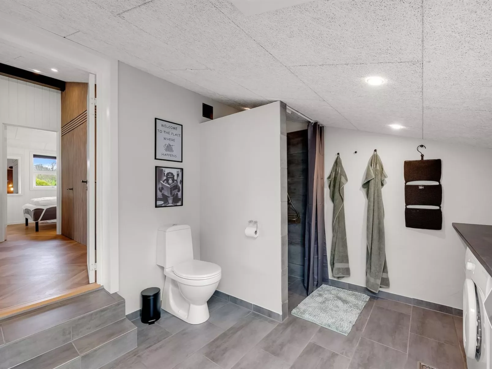 "Ronja" - 100m to the fjord-Binnen