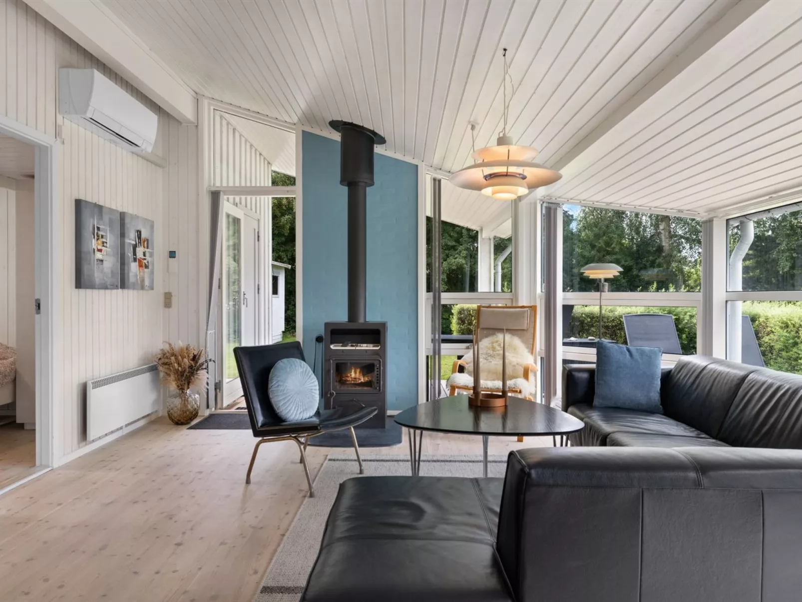 "Tanita" - 450m from the sea-Binnen